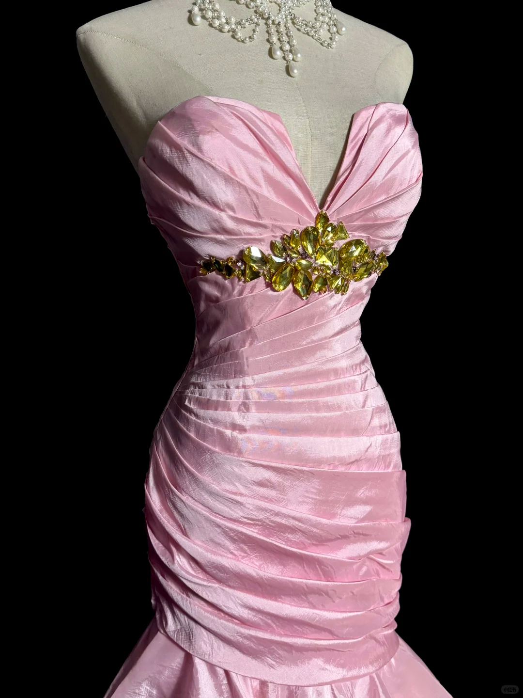 Vintage Pink Satin Sweetheart Neckline Beaded Mermaid Ruffled Tiered Evening Gown DP7353