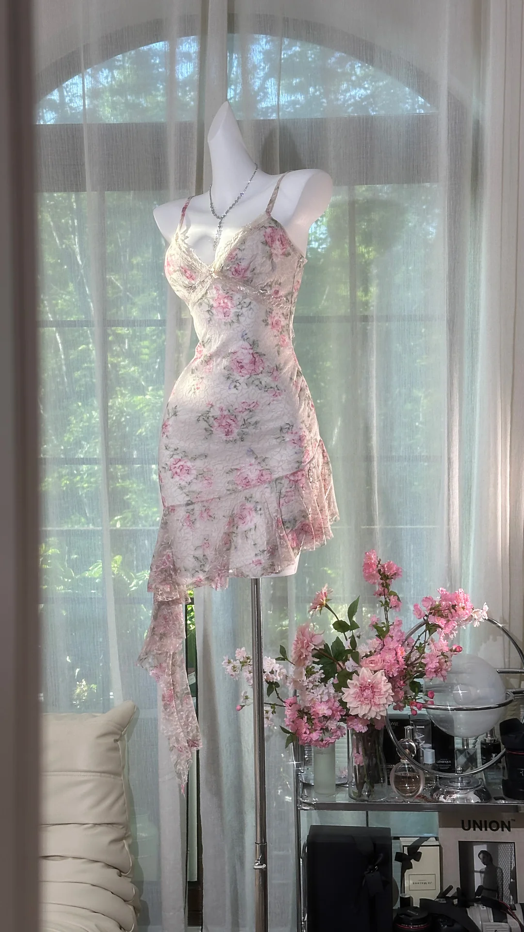 Cute Pink Floral Lace Spaghetti Strap V-Neck Homecoming Dress Party Dress DP8122