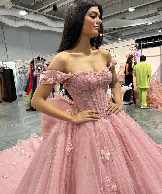 Gorgeous Pink Sweetheart Applique Off-the-shoulder Sweet 16 Quinceanera A-Line Prom Dress Birthday Dress Evening Dress Ball Gown DP6529