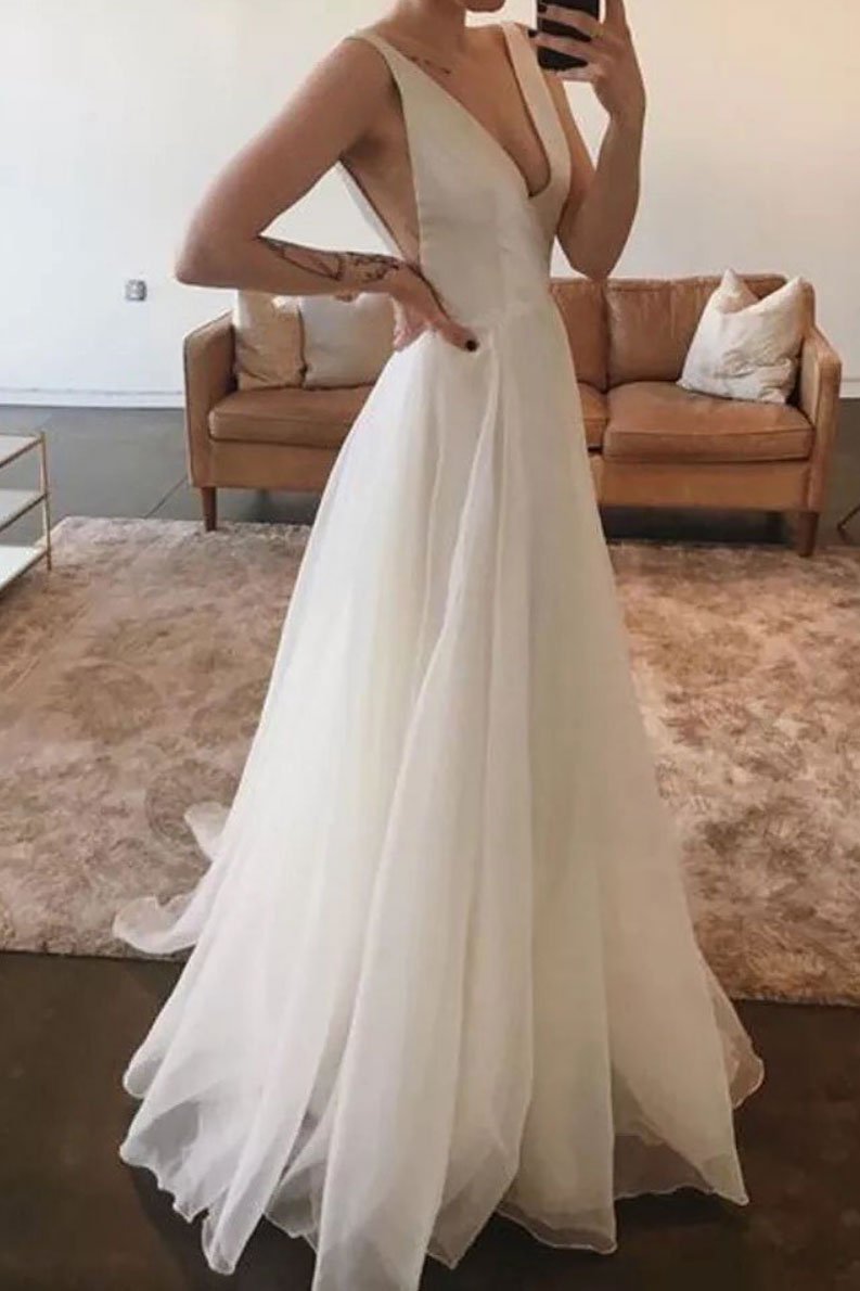 Robe de soirée longue en tulle blanc à col en V, DS2349