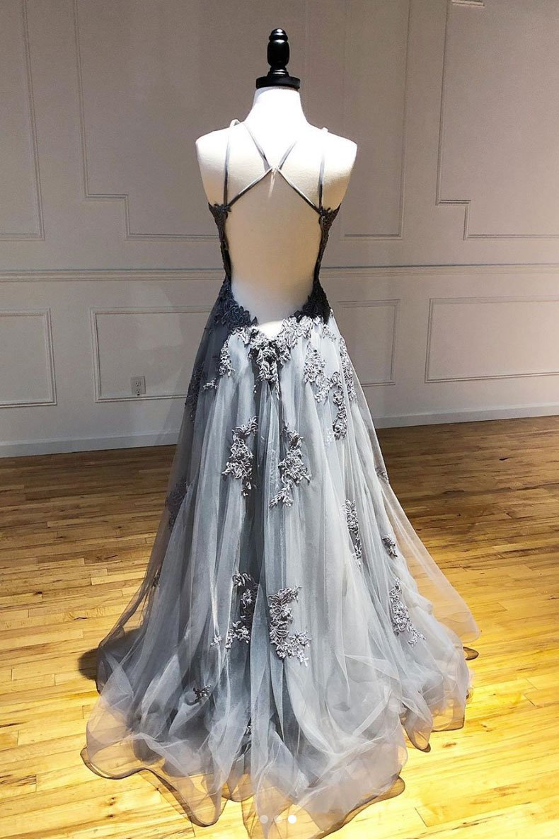 Robe de bal longue en tulle gris et dentelle, robe de soirée en tulle gris et dentelle, DS2324