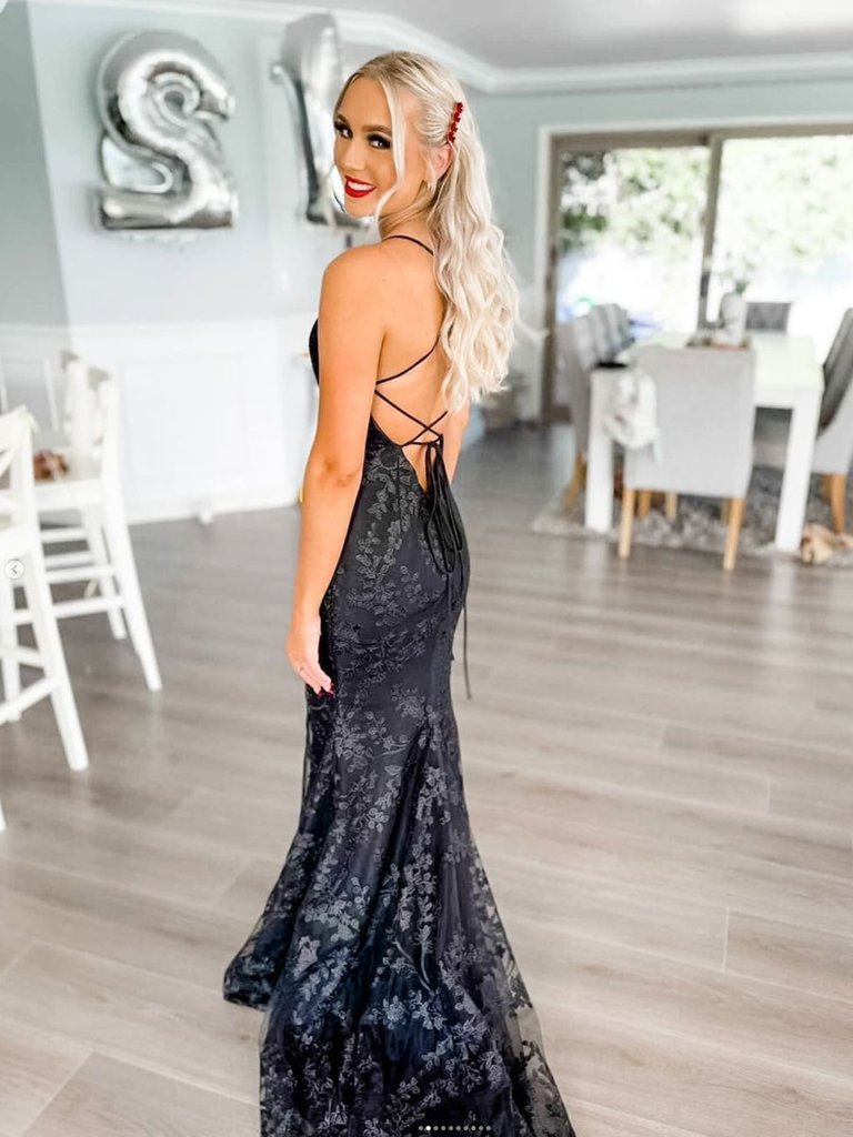 ROBE DE BAL LONGUE SIRÈNE EN DENTELLE NOIRE, ROBE DE SOIRÉE EN DENTELLE NOIRE, DS3399