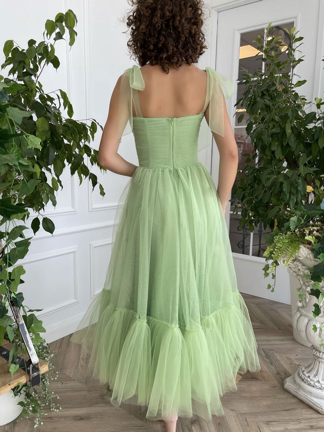 Robe de bal courte en tulle bleu foncé, robe de demoiselle d'honneur en tulle bleu, DS4012