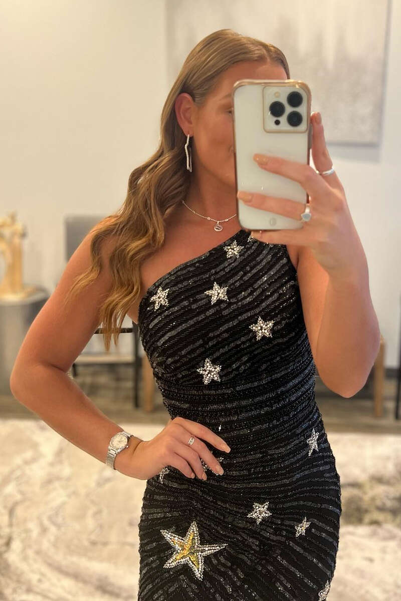 Robe courte noire asymétrique à sequins et étoiles perlées, DS4578