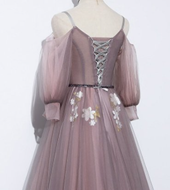 Robe de bal en tulle à épaules dénudées, col en V, manches longues et appliqués, DS3018