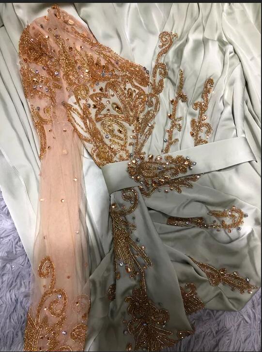 Gorgeous Long Sleeve V-Neck Mermaid Evening Gowns With Lace Appliques,DS2762