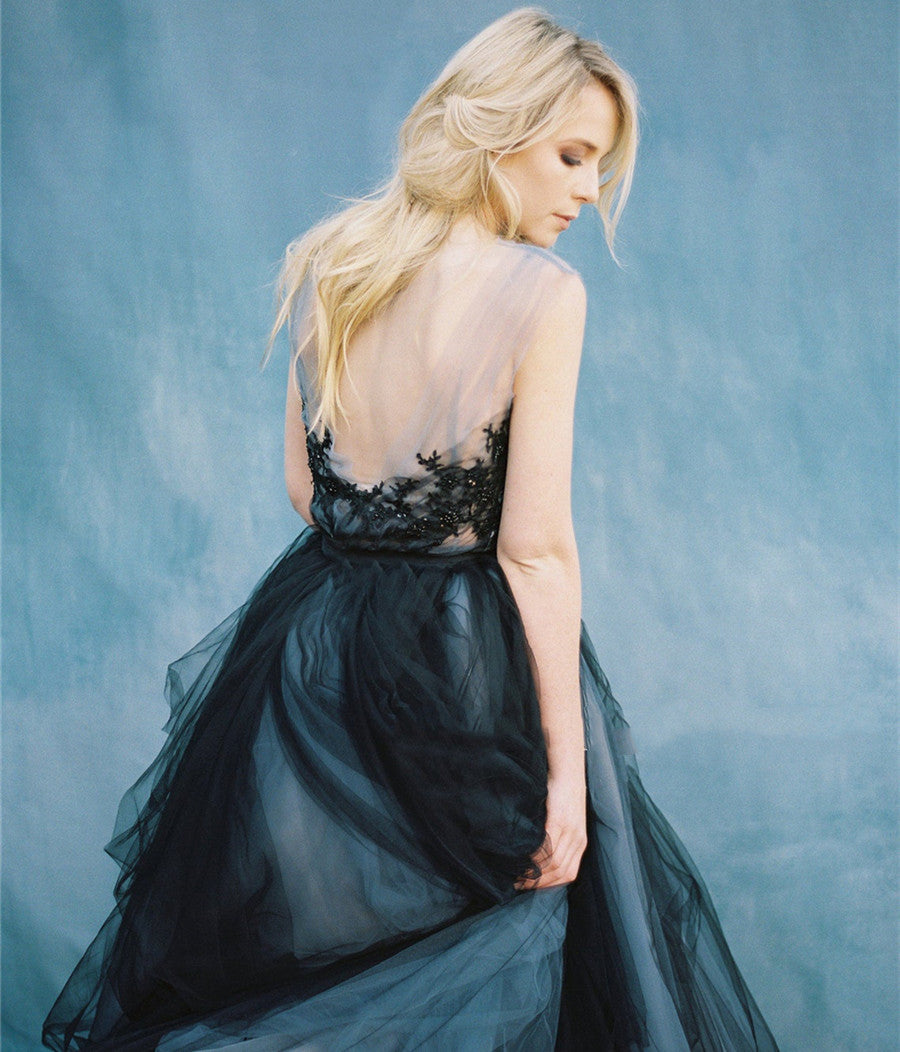 Robe de mariée trapèze unique, en dentelle, avec appliques et perles, à volants, LW062