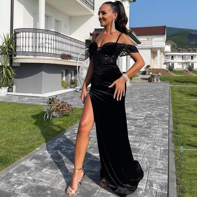 Robe de bal sexy en velours noir, fendue sur le côté, avec paillettes, épaules dénudées, pour femme, tenue de soirée longue, demoiselle d'honneur, LW010