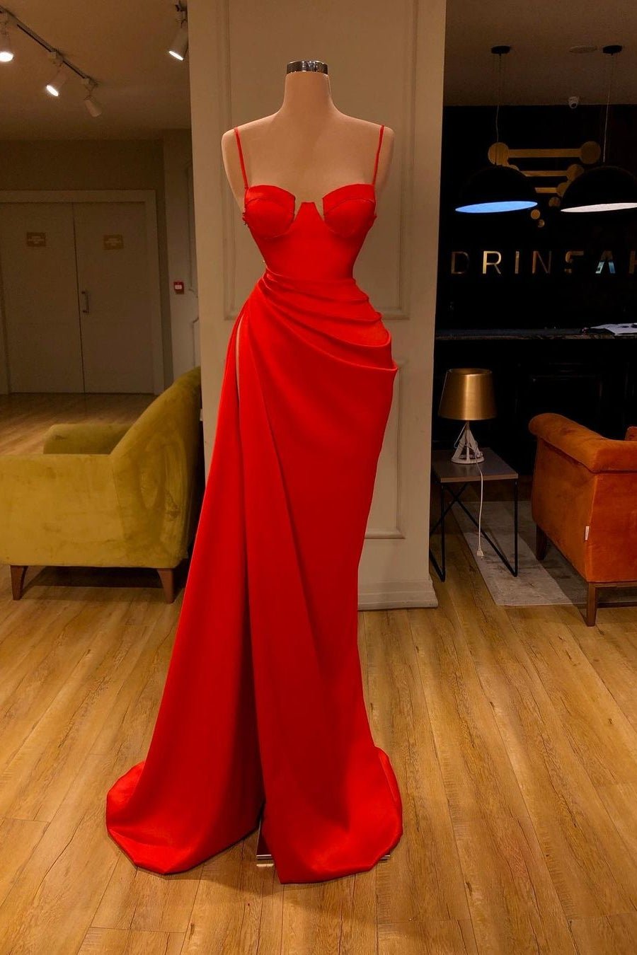 Superbe robe de bal sirène rouge à bretelles spaghetti et fente, en solde, DS4680