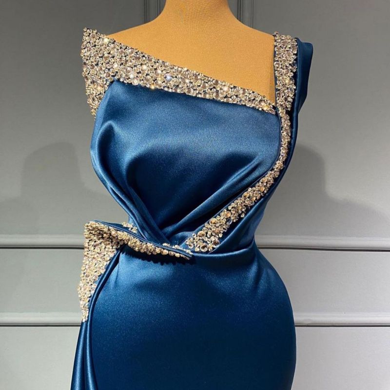 Elegante Starps One-Shoulder Meerjungfrau Abendkleider Perlen verziert Ballkleid, DS2753