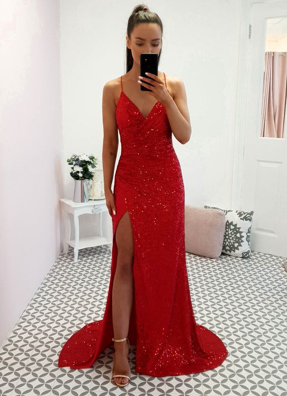 Robe de bal rouge à paillettes, DS4500