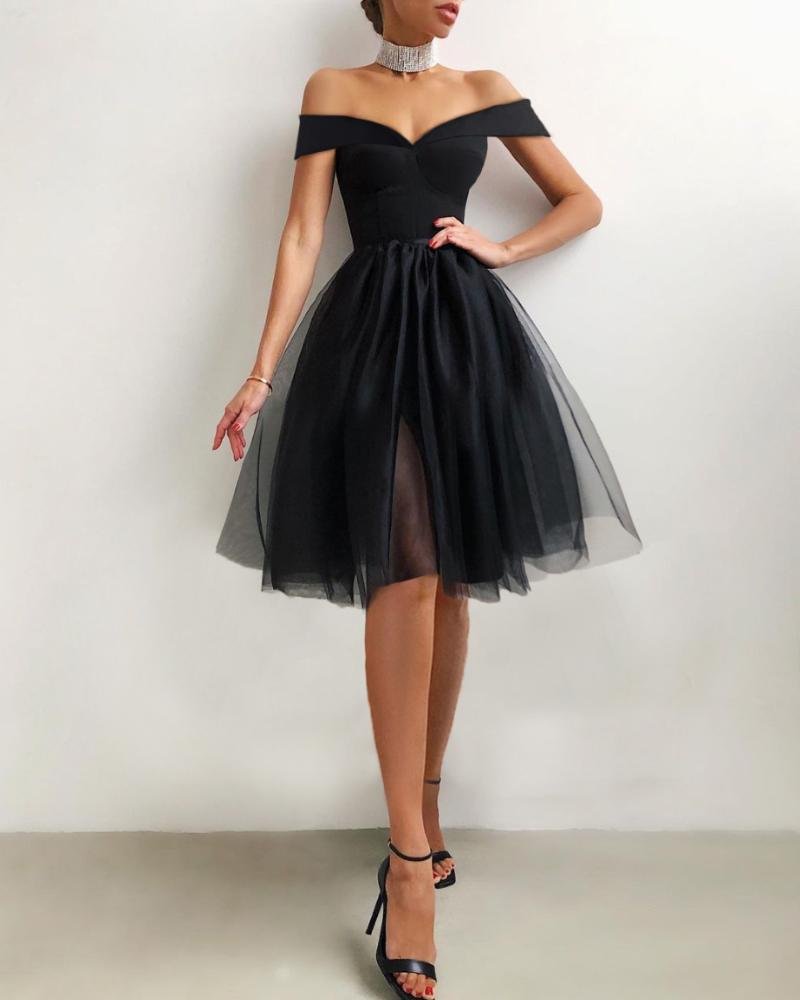 Robe de cocktail élégante en maille superposée à épaules dénudées, DS3980