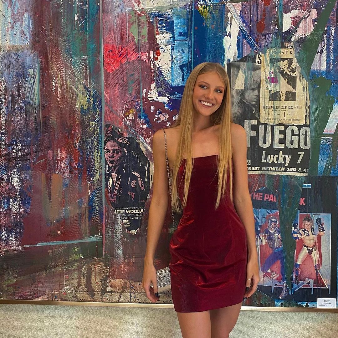 Burgundy Velvet Strapless Mini Bodycon Dress,DS3124