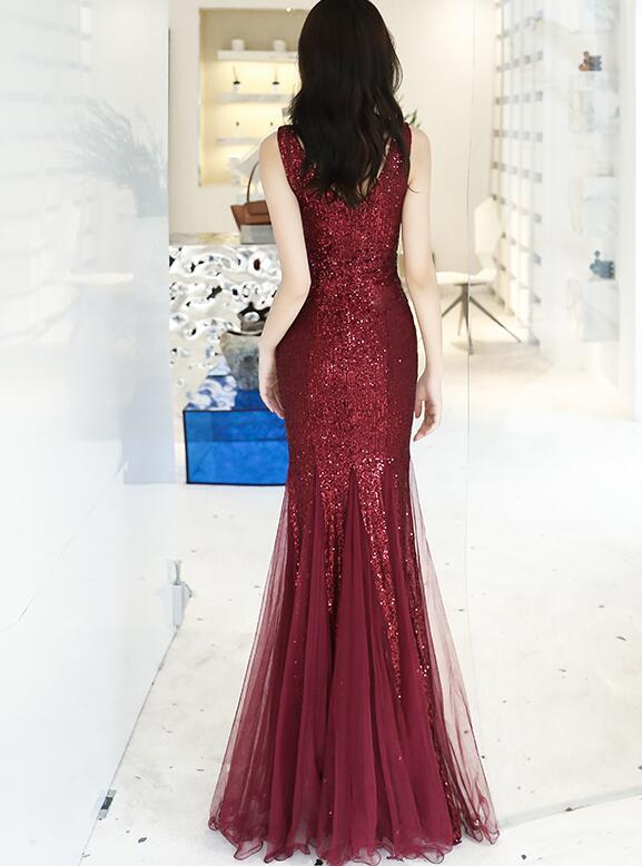 Robe de soirée sirène bordeaux à paillettes et tulle. DS3043
