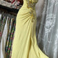 Robe de bal vintage jaune brodée, décolleté en cœur et perles, robe de soirée longue style sirène, col licou, DP6594