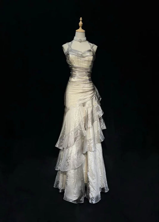 Vintage Silbernes A-Linien-Ballkleid, langes Rüschen-Abendkleid, Spaghettiträger, gestuftes Abendkleid, DP6582