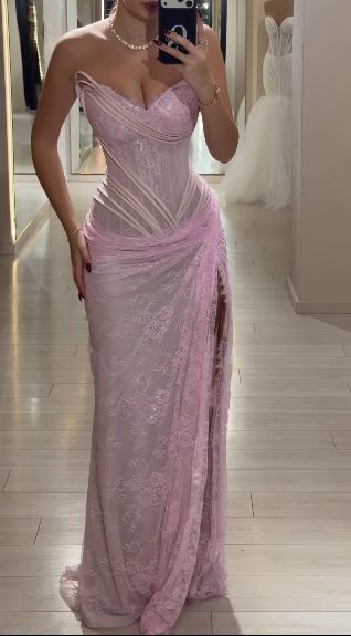 Elegant Pink Lace Strapless Mermaid Evening Gown Sheer Corset Formal Dress with High Slit DP8196
