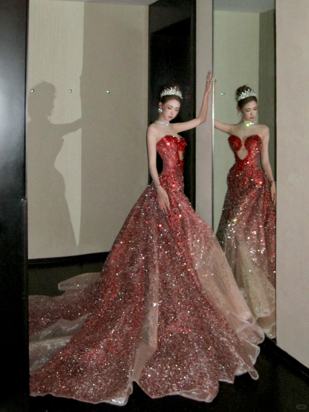 Vintage Farbverlauf Rot Liebsten Trägerlosen Meerjungfrau Design Sexy Ballkleid Abendkleid DP6253