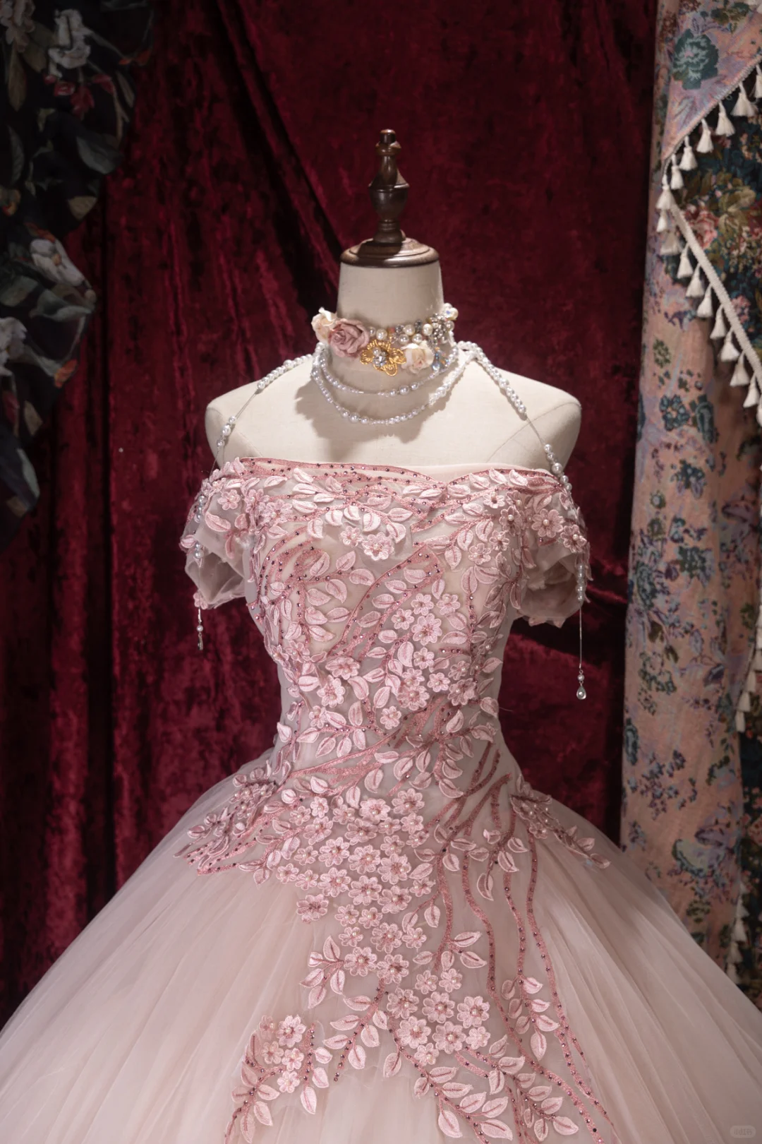 Elegant Pink Off-the-Shoulder Floral Lace Appliques Sweet 16 Quinceanera Ball Gown DP8339