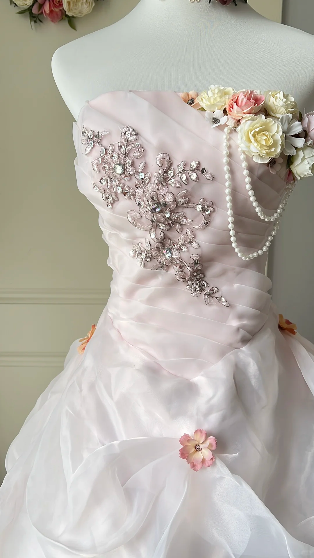 Vintage Light Pink Strapless Tulle 3D Floral Ruffled Tiered Sweet 16 Quinceanera Ball Gown DP7362