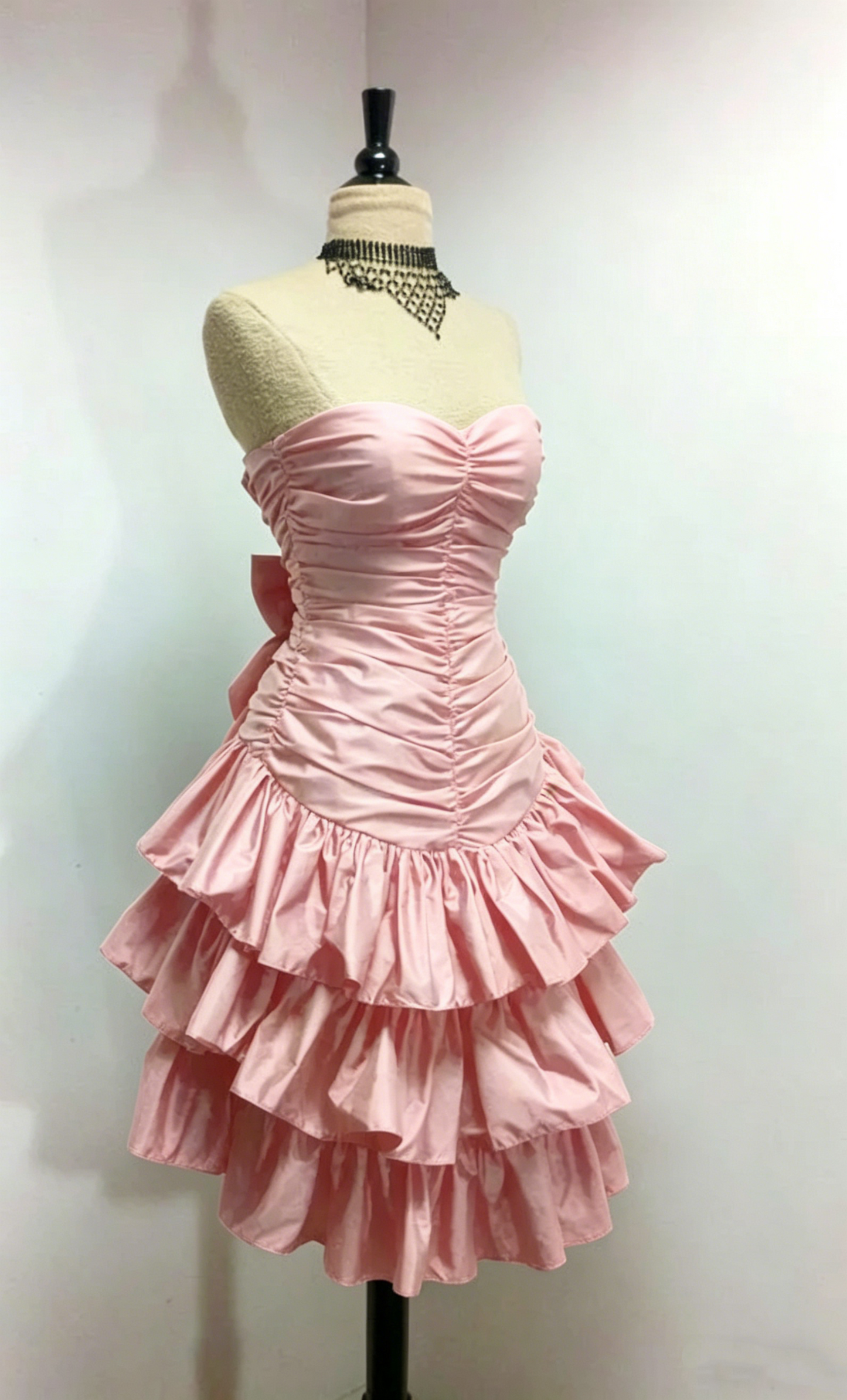 Robe de soirée bustier vintage plissée à volants étagés DP2584