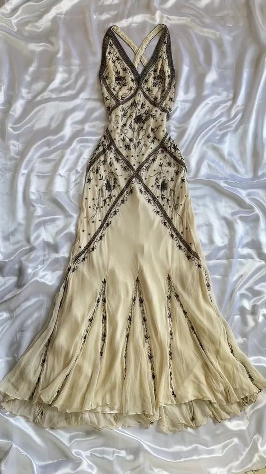 Vintage Elfenbein V-Ausschnitt Stickerei Meerjungfrau Ballkleid Partykleid Abendkleid DP6474