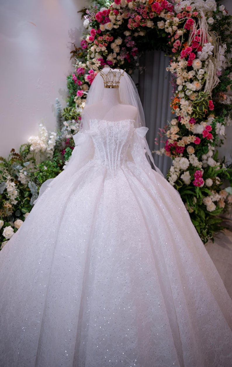 Elegant Off-the-Shoulder Glitter Lace A-Line Wedding Dress DP8391