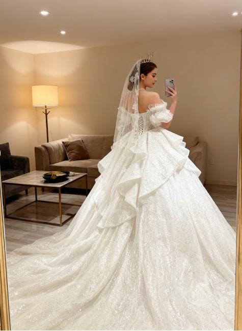 Vintage Off-the-Shoulder Sparkly Glitter Ruffle Tiered Long Train A-Line Wedding Dress DP8611