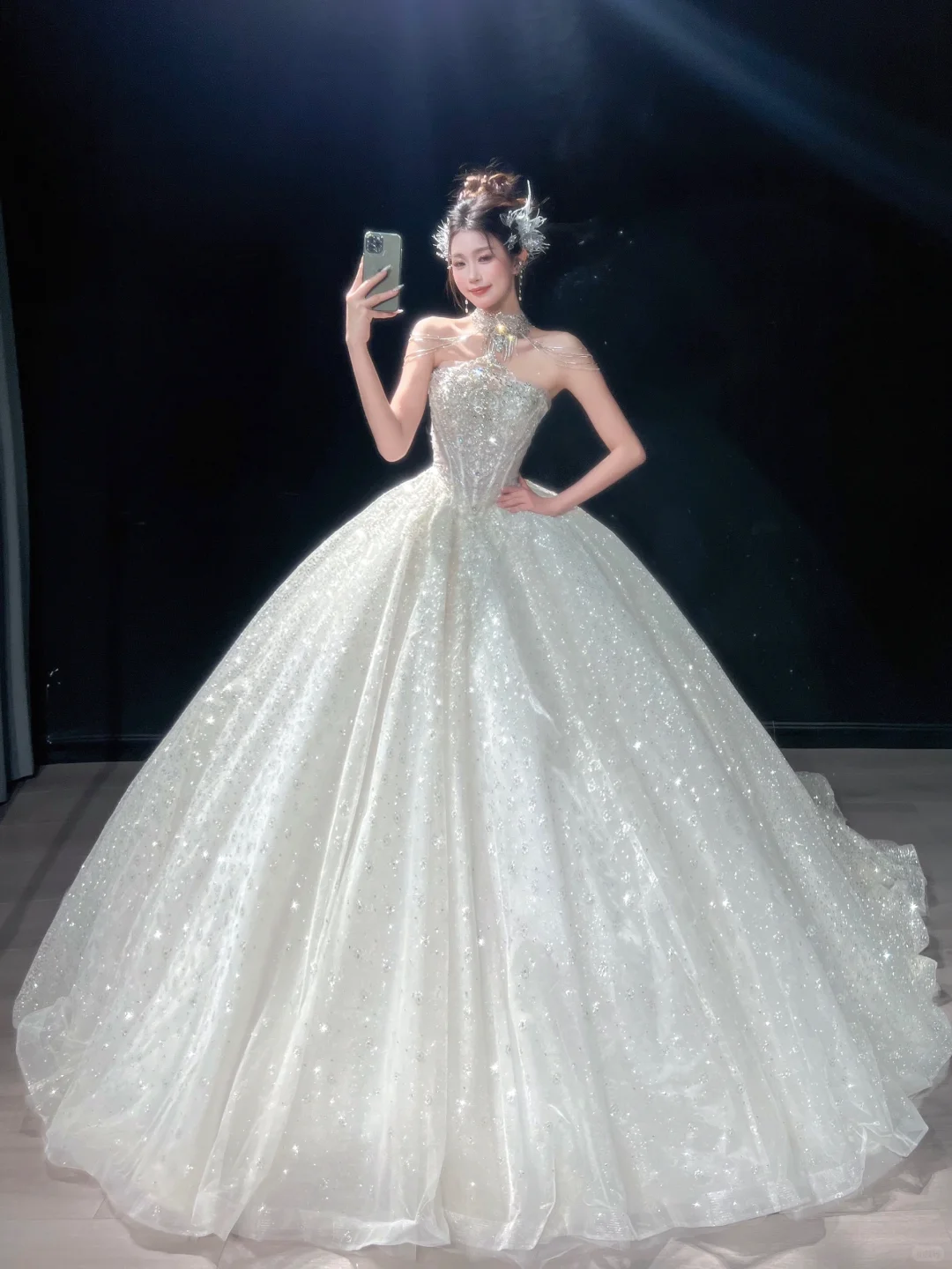 Glamorous Tulle Sequined Beaded Wedding Dress A-Line Strapless Bridal Gown DP7127