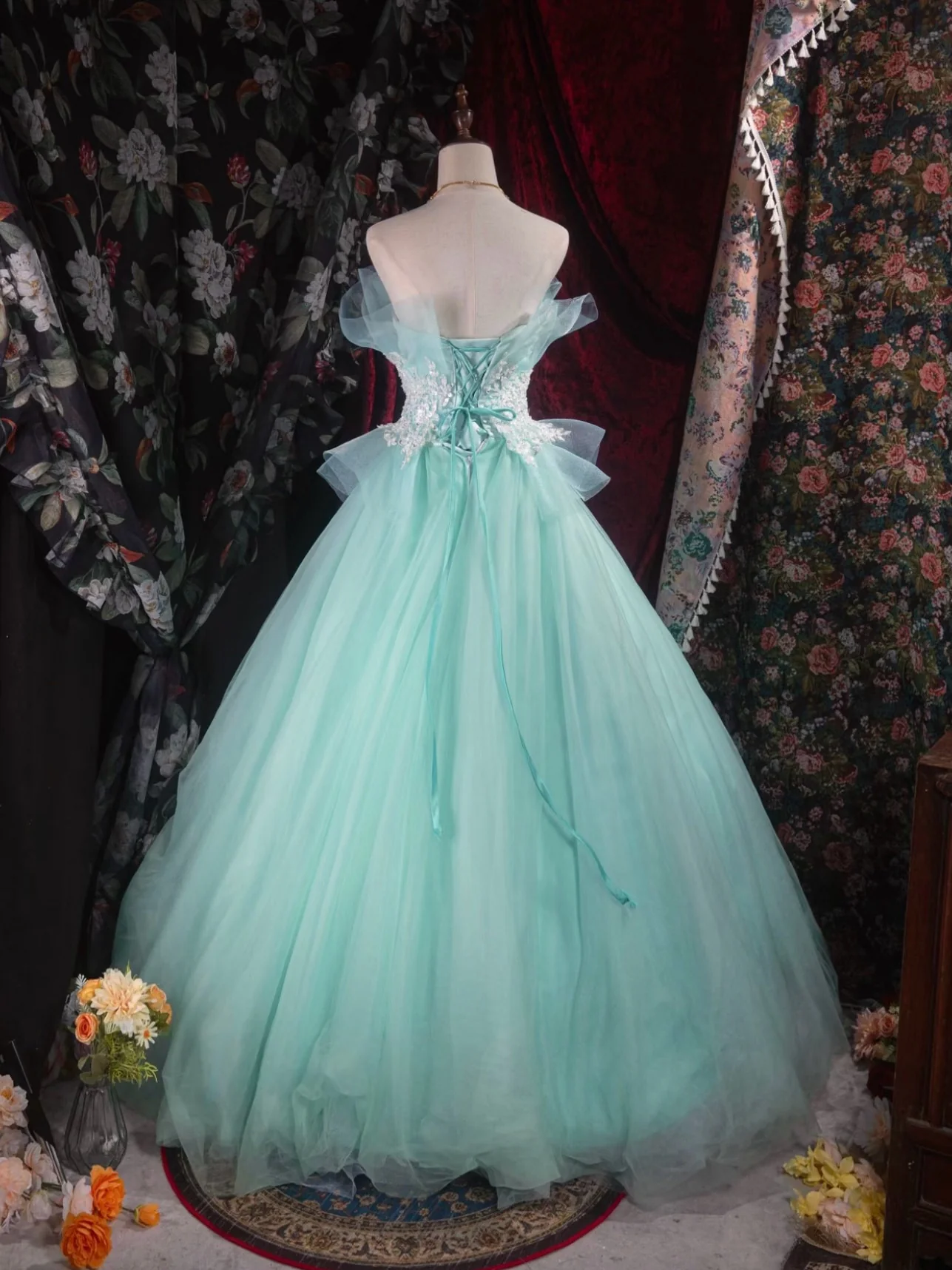 Elegant Mint Green Strapless Tulle Lace Applique Floor Length Sweet 15 Quinceanera Ball Gown DP8368
