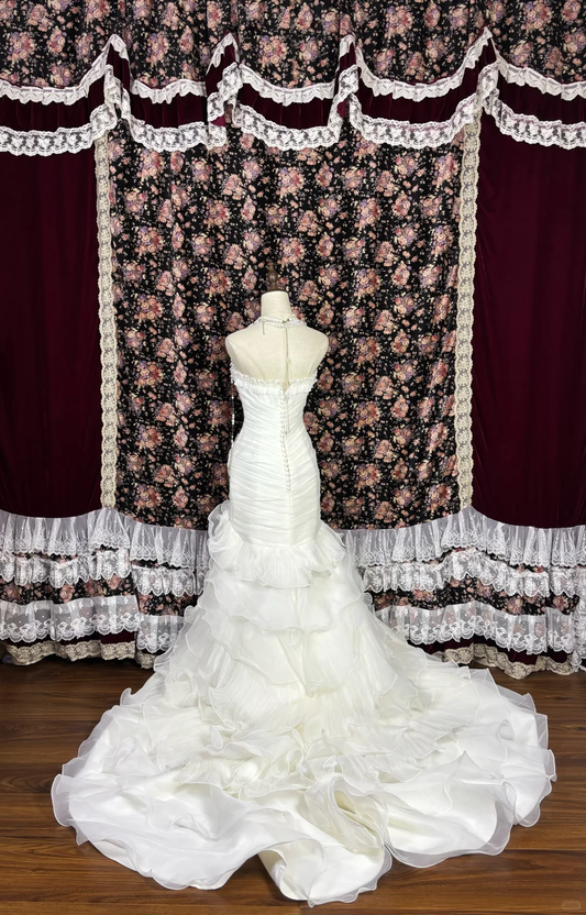 Robe de mariée sirène bustier d'inspiration vintage, corsage drapé à volants, DP7064