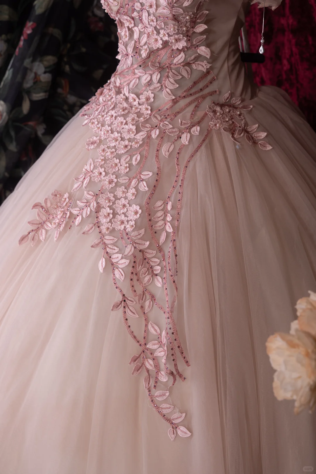 Elegant Pink Off-the-Shoulder Floral Lace Appliques Sweet 16 Quinceanera Ball Gown DP8339