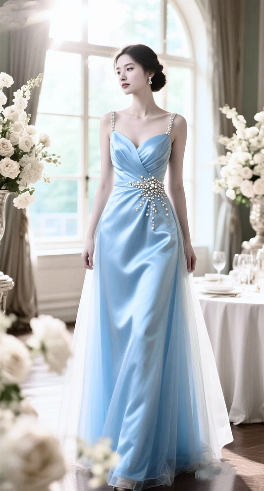 Hellblaues Satin-Abendkleid mit Spaghettiträgern, perlenbesetztes Brautjungfernkleid DP7710