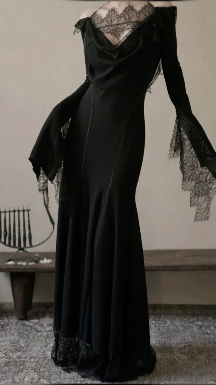 Black Gothic Long Sleeves Lace Halter Backless Long Party Dress, DP2720