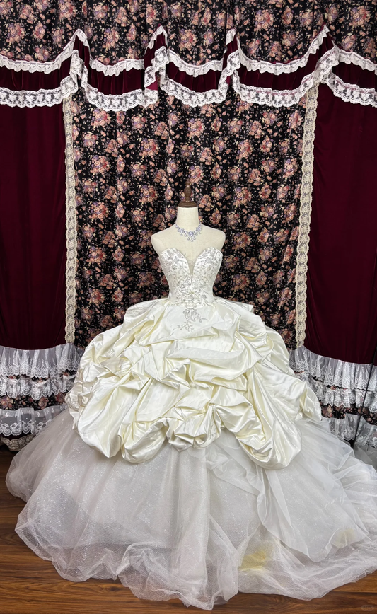 Gorgeous Ivory Satin Tulle Sweetheart Strapless Beaded Pleated Sweet 16th Quinceanera A-Line Floor-length Evening Dress Prom Dress Ball Gown DP6277