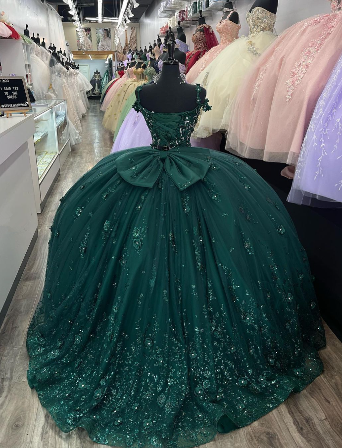 Dark Green Straps Appliques Lace Ball Gown Sweet 15 Quinceanera Dress, –  DSProm