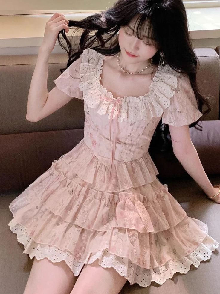 Cute Pink Floral Ruffle Tiered Homecoming Dress Square Neck Lace Mini Party Gown DP8258