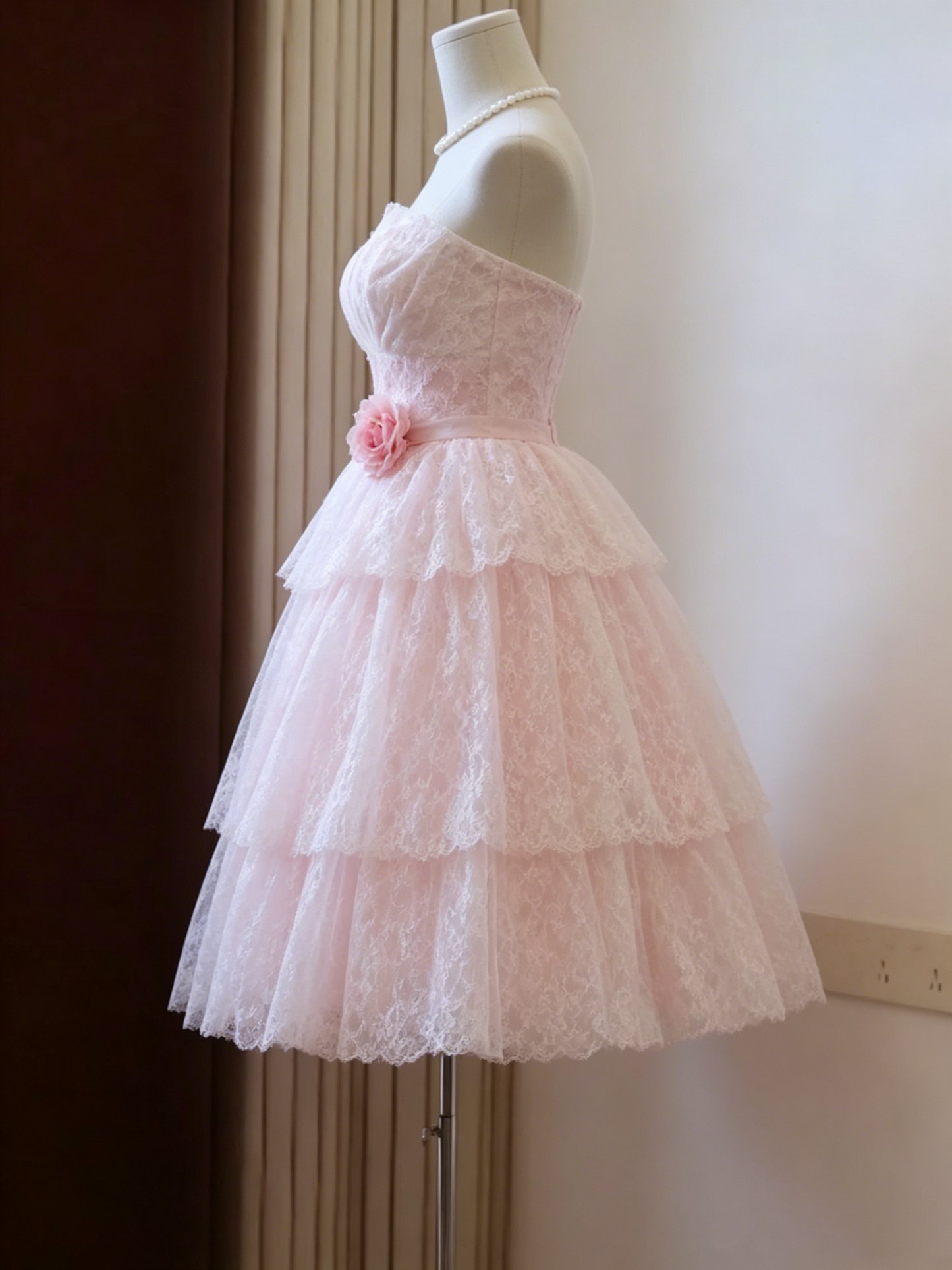 Vintage Pink Lace Tiered Strapless A-Line Homecoming Dress DP8375