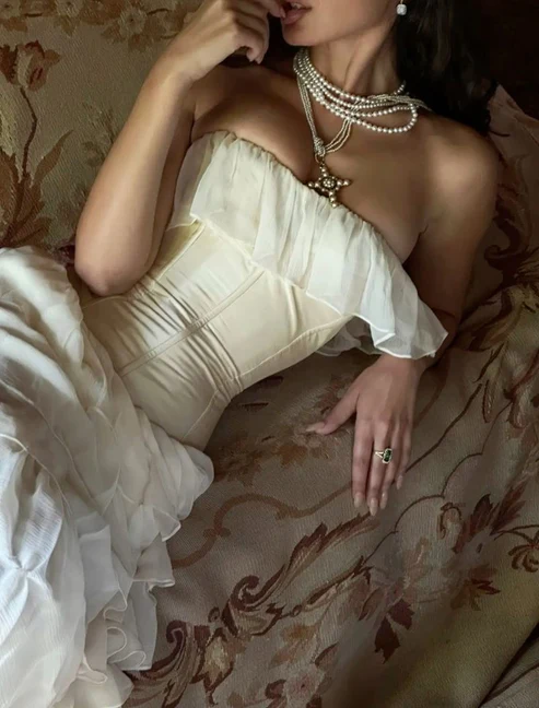 Ivory Strapless Chiffon Tiered Sheath Gorgeous Evening Dress, DP2647