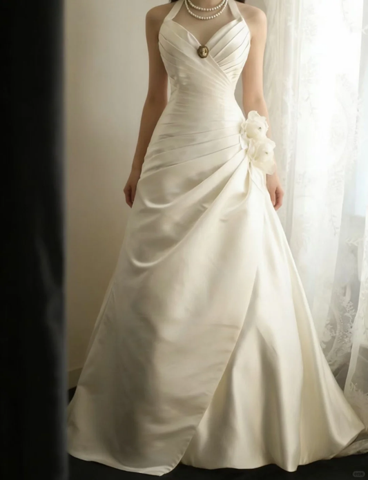 Vintage Cream Satin Halter-Neck Ruched Bodice 3D Flower Wedding Dress DP7642