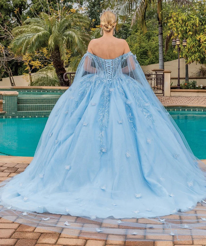 Robe de bal élégante bleu clair à épaules dénudées et décolleté en cœur orné d'appliqués DP7239