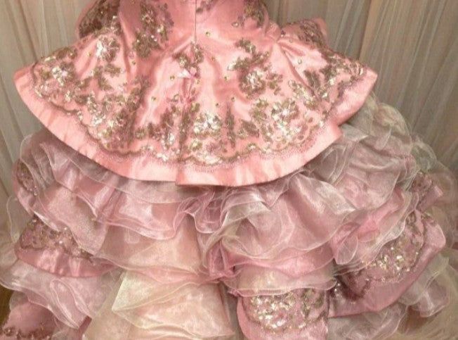 Glamorous Pink Tiered Tulle Strapless Sequin Beaded Sweet 16 Quinceanera Ball Gown DP7300