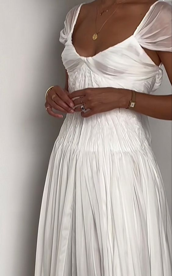 White Pleated A-Line Party Dress Light Wedding Dress, DP2704