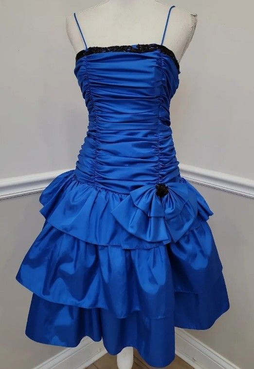 Royal Blue Straps A-Line Satin Vintage Short Party Dresses Homecoming Dresses, DP5657