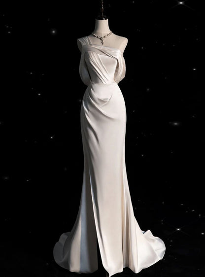 Elegant One-Shoulder Satin Mermaid Wedding Dress Draped Bridal Gown DP7049