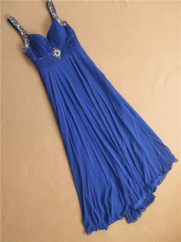 Elegantes königsblaues Abendkleid mit Spaghettiträgern, perlenbesetzt, gerafft, Chiffon, Midi-Länge, DP7609