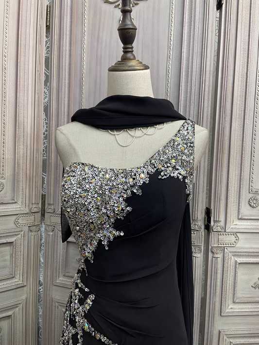 Vintage Black One-Shoulder Satin Beaded Evening Gown Train Formal Prom Dress DP7598