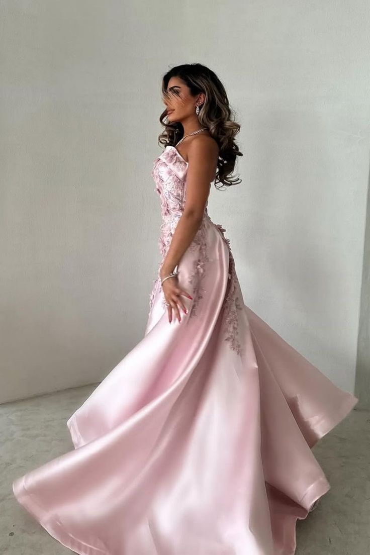 Vintage Blush Strapless Satin Evening Gown Floral Embroidery Train Formal Prom Dress DP7576
