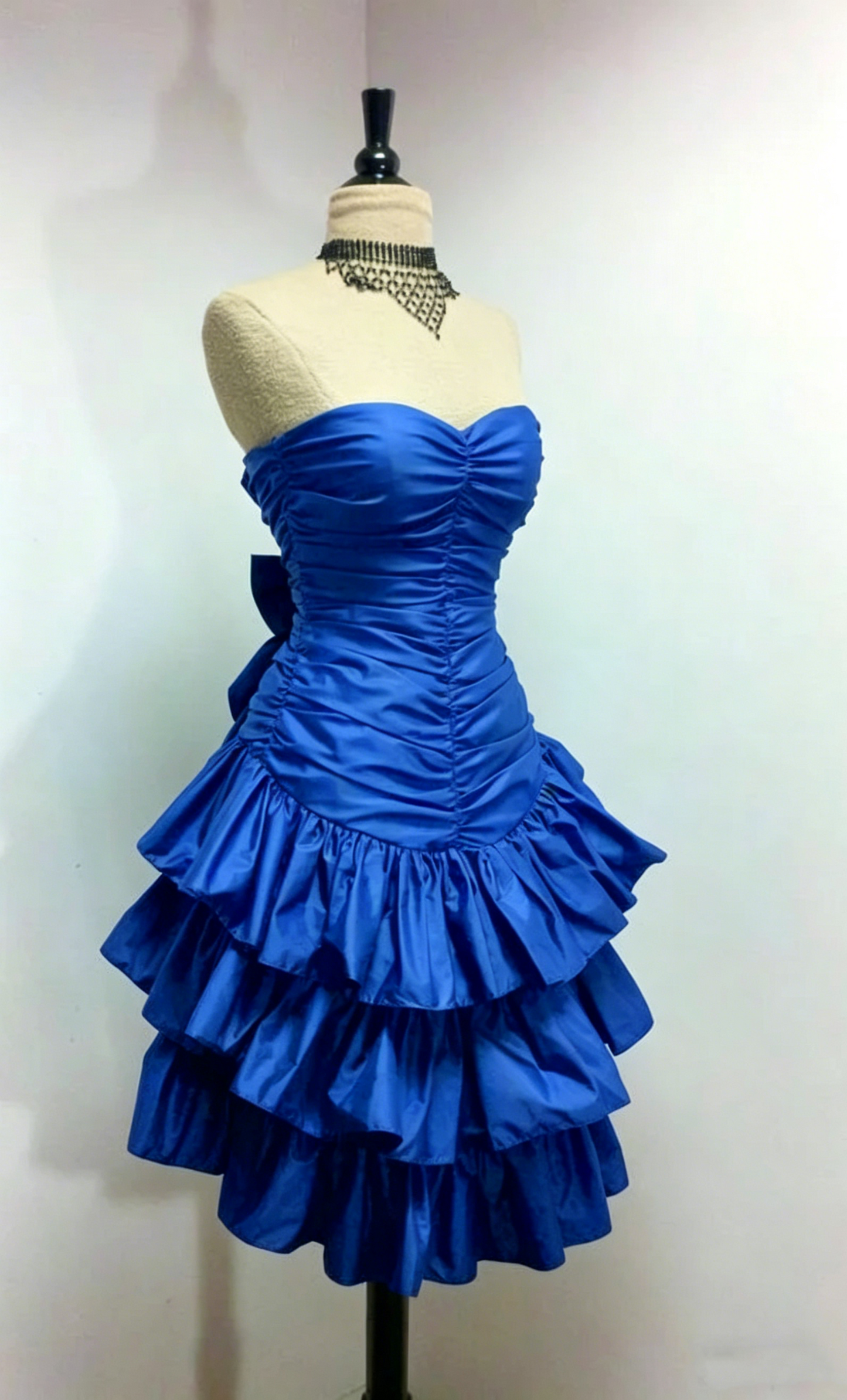 Robe de soirée bustier vintage plissée à volants étagés DP2584