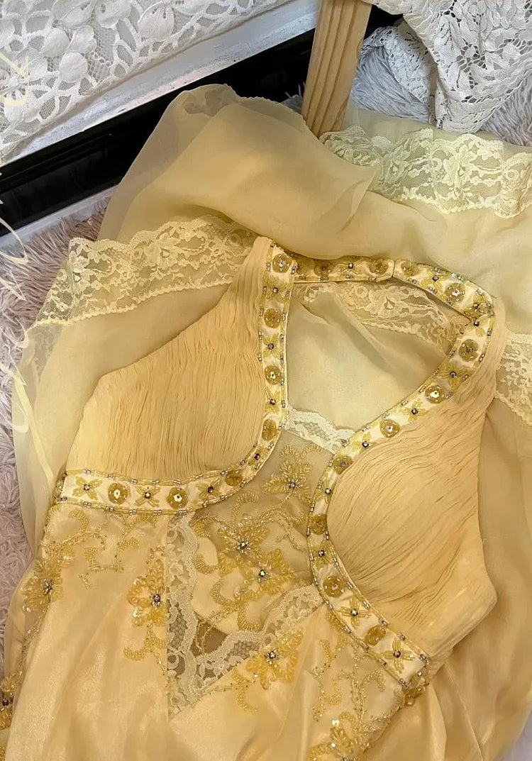 Elegant Pale Yellow Chiffon Beaded Halter-Neck Mermaid Prom Dress DP8181